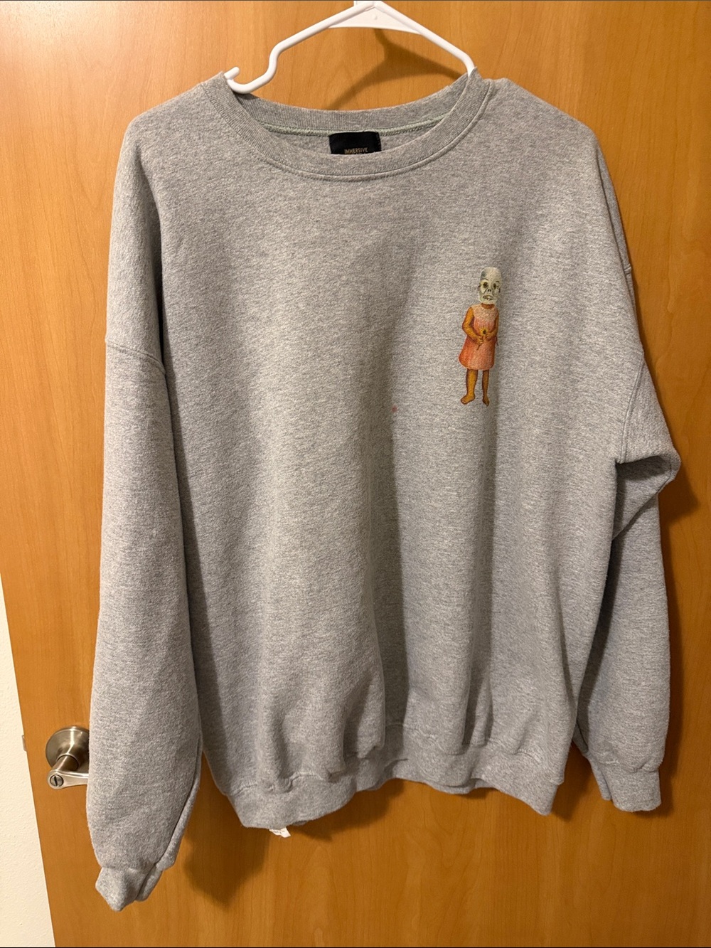 Immersive Frida Kahlo Grey Sweatshirt - Embroidered Label